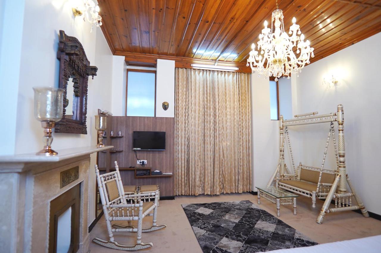 The Edgeworth Bed & Breakfast Shimla Exterior foto